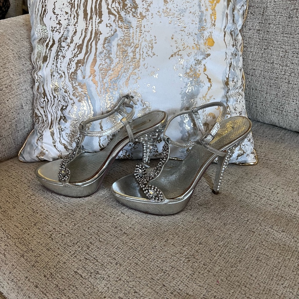 Celeste silver rhinestone platform heels with ankle buckles size 6